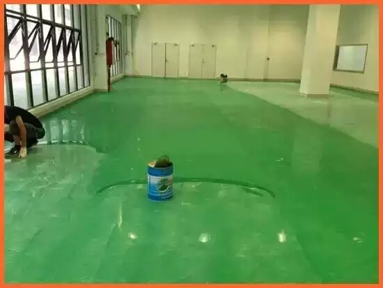 西工选择适合室外地坪漆翻新的材料 